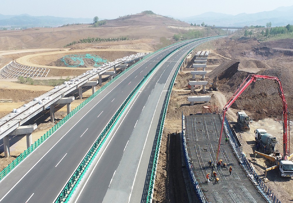 龙井至大蒲柴河公路主体工程